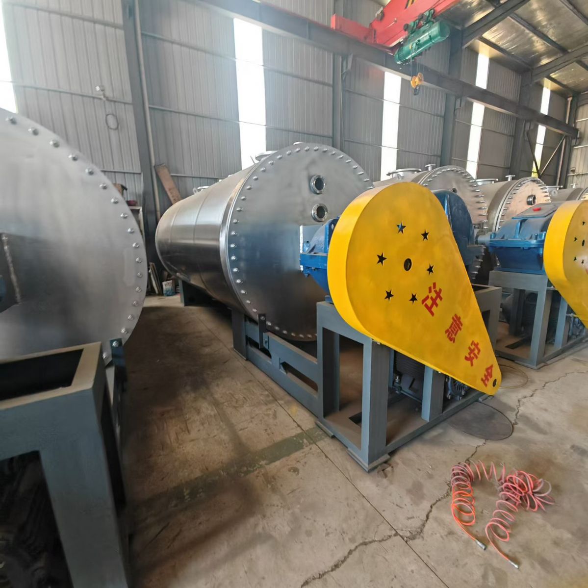 转让二手耙式干燥机 8台容积12立方重型耙齿真空耙式干燥机