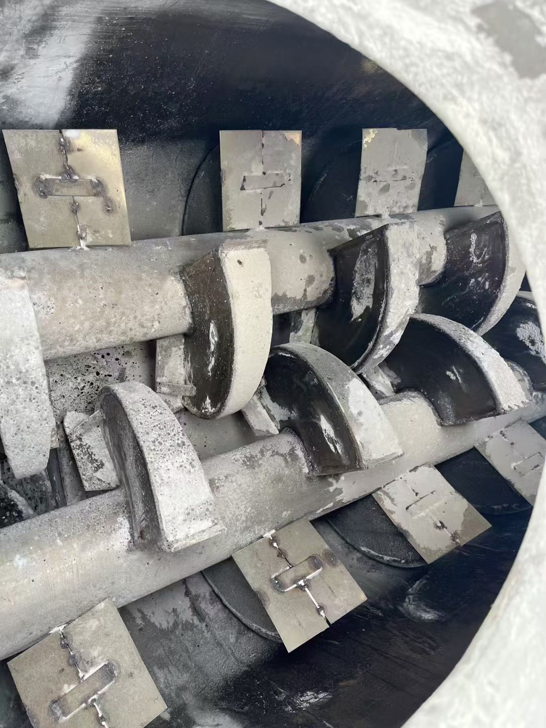轉讓二手槳葉干燥機 一臺面積15平方內不銹鋼空心槳葉式干燥機