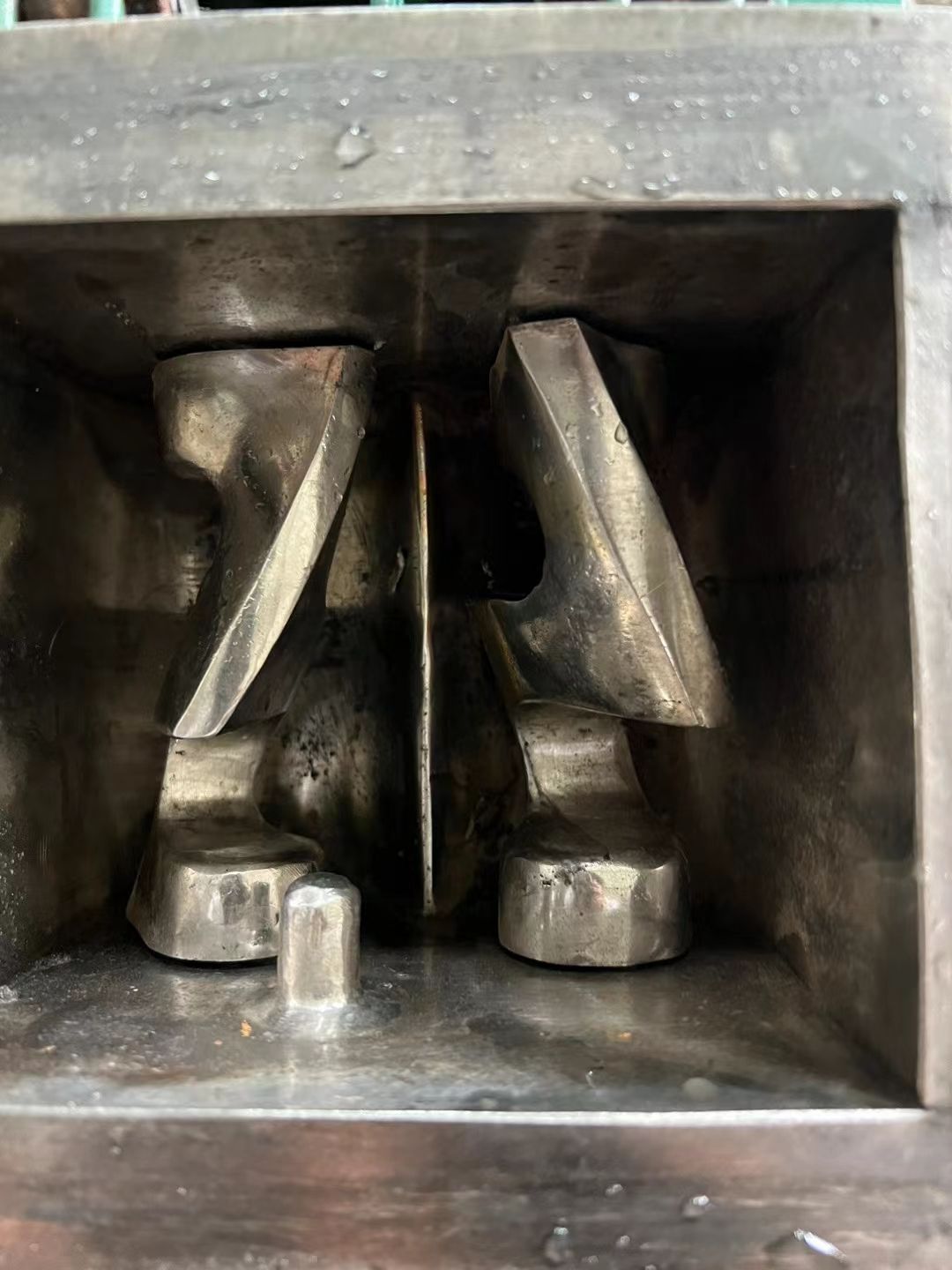 轉(zhuǎn)讓二手真空捏合機 一臺容積1升實驗型真空捏合機