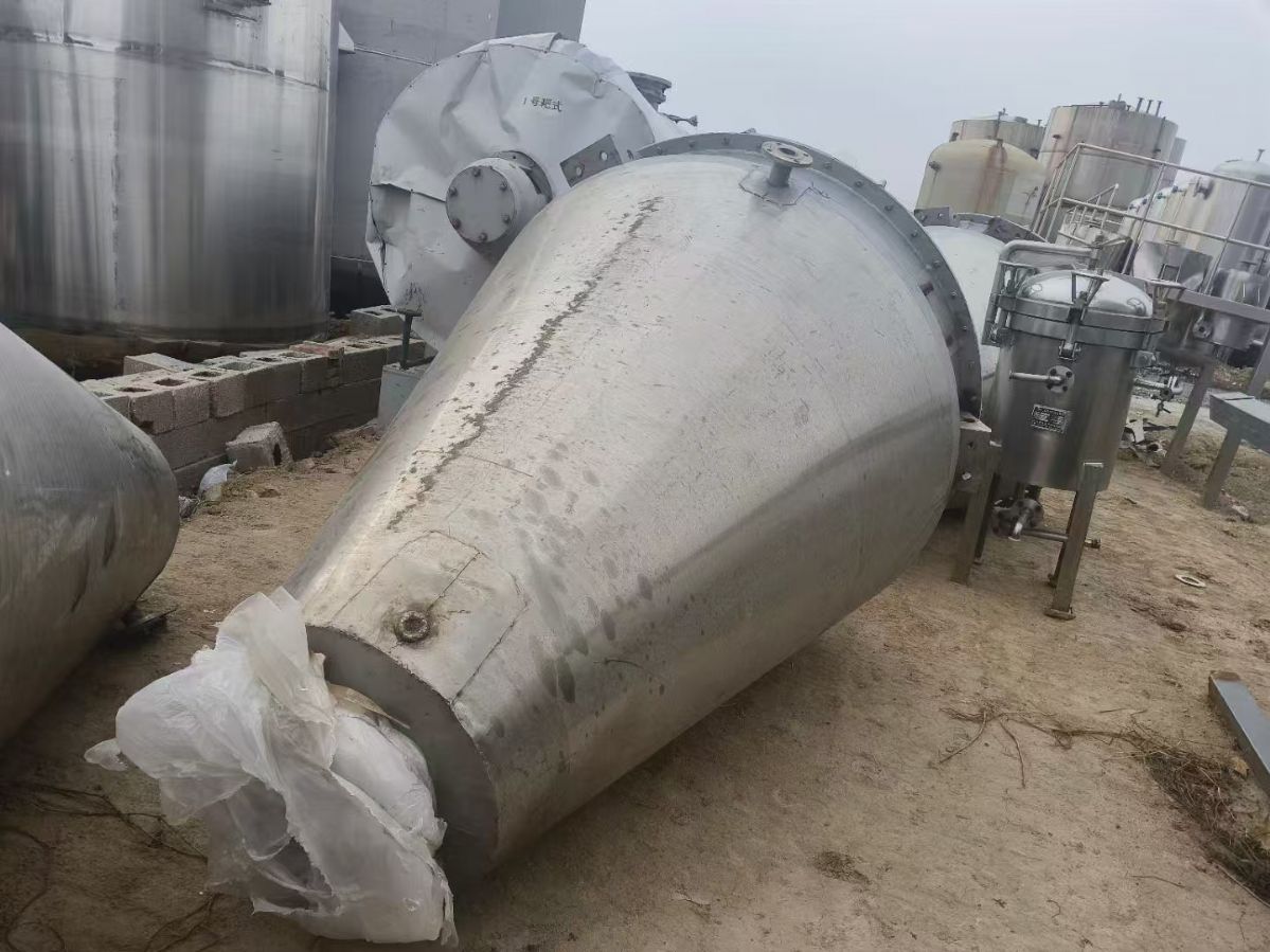 轉(zhuǎn)讓二手錐形混合機(jī) 兩臺(tái)容積4立方可加熱雙螺旋錐形混合機(jī)