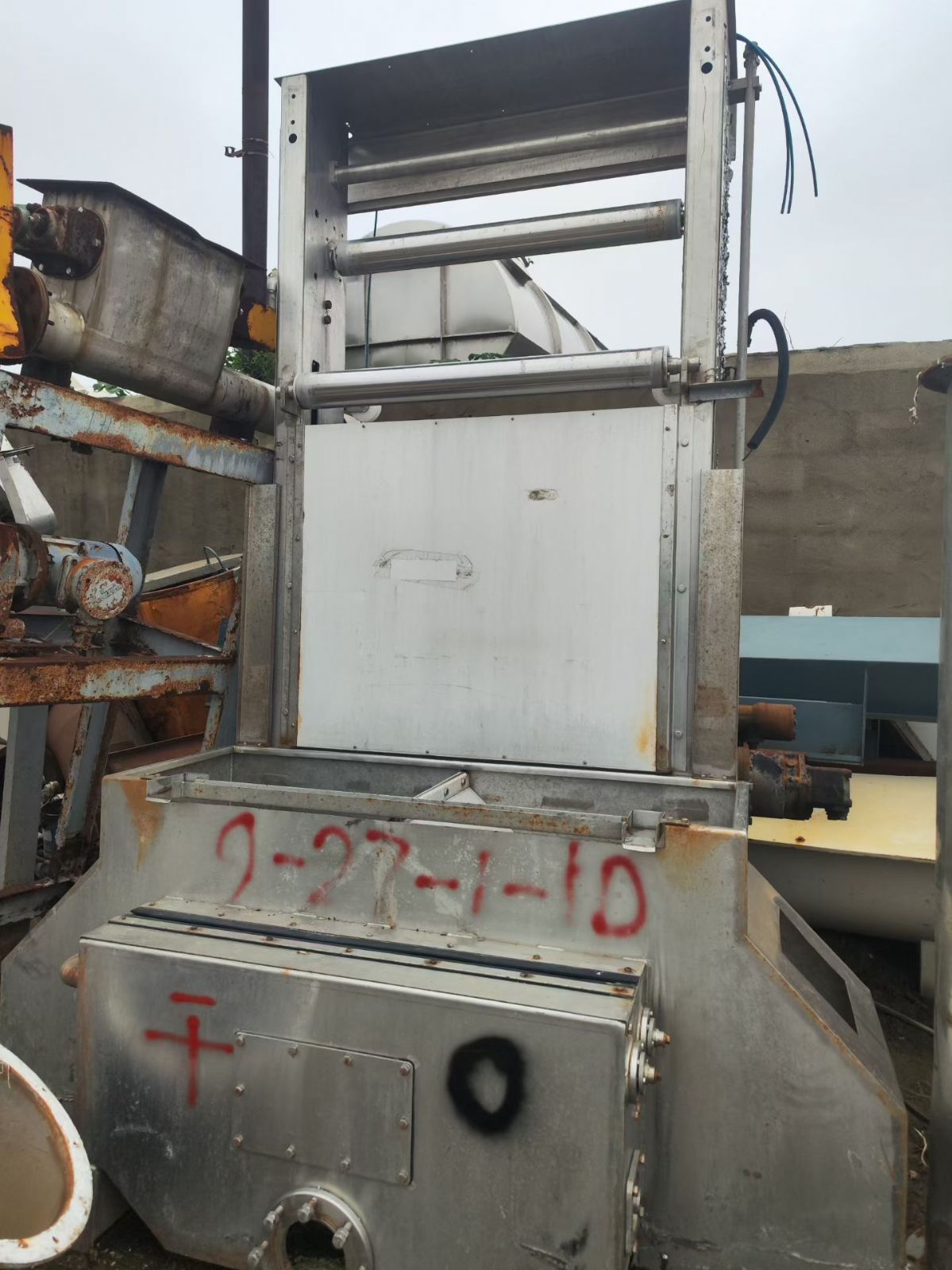 转让二手隔膜压滤机 一台面积9平方316材质立式隔膜压滤机