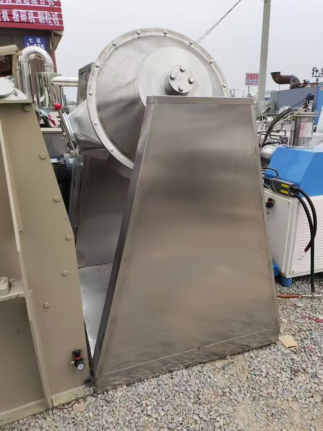 轉(zhuǎn)讓二手雙運動混合機(jī) 一臺容積400升全不銹鋼雙運動混合機(jī)