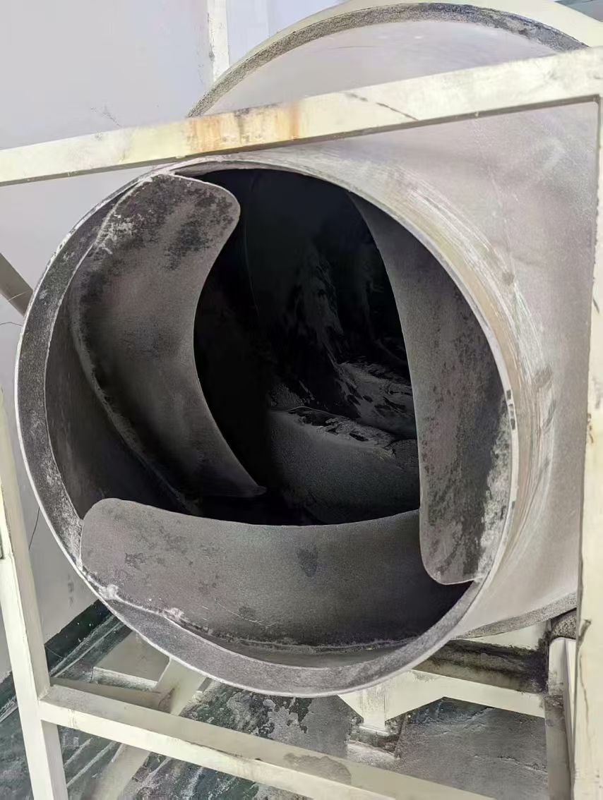 轉讓二手滾筒烘干機 一臺5000型電加熱滾筒式烘干機