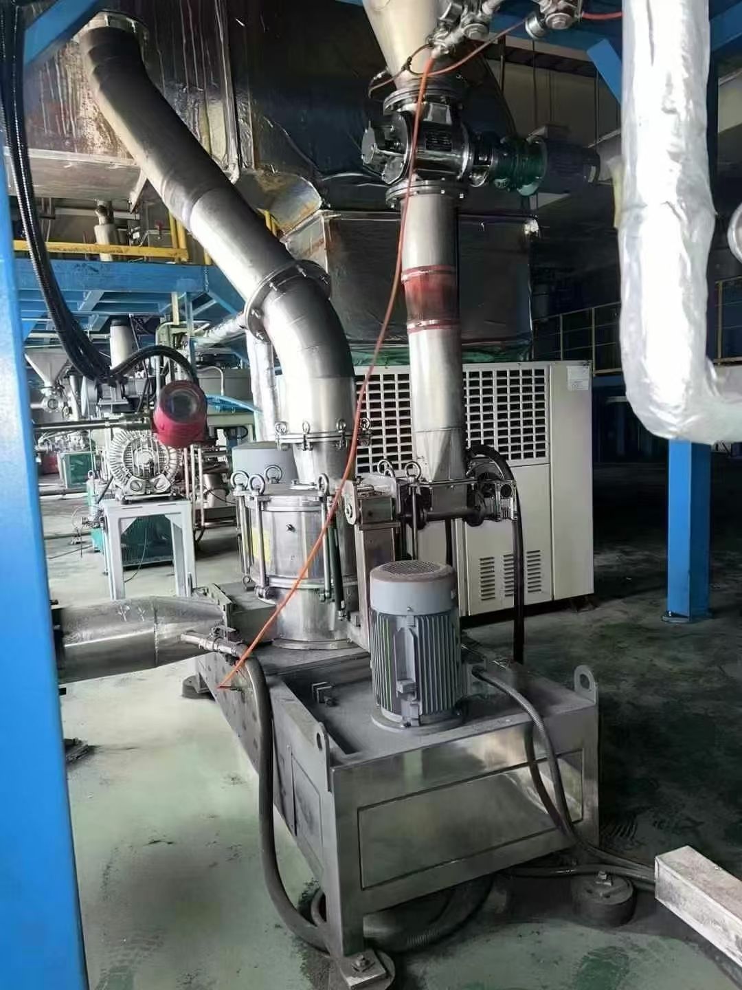 轉(zhuǎn)讓二手超威粉碎機(jī) 一套450型內(nèi)襯陶瓷外不銹鋼超威式粉碎機(jī)