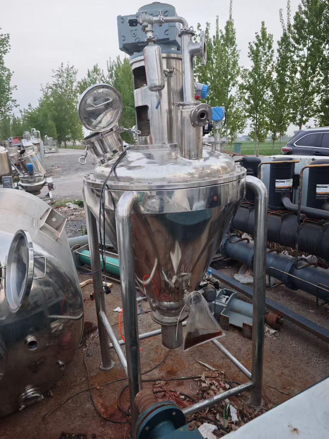 转让二手单锥干燥机 一台容积300升单锥螺带真空干燥机