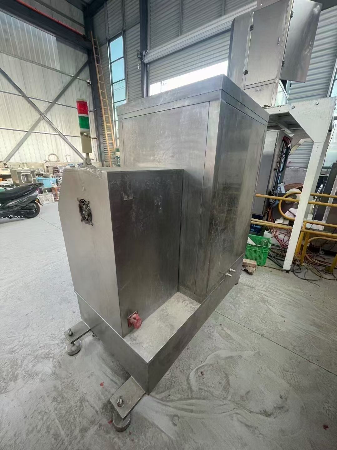 轉(zhuǎn)讓二手低溫粉碎機(jī) 一臺(tái)容積20L超威低溫振動(dòng)粉碎機(jī)