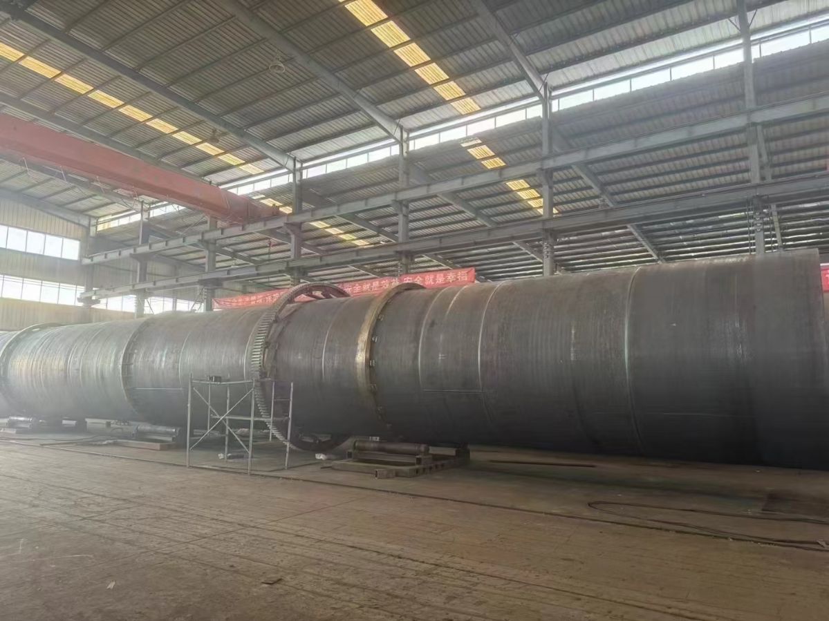 轉(zhuǎn)讓二手滾筒烘干機(jī) 一套直徑3米X28米重型滾筒式烘干機(jī)