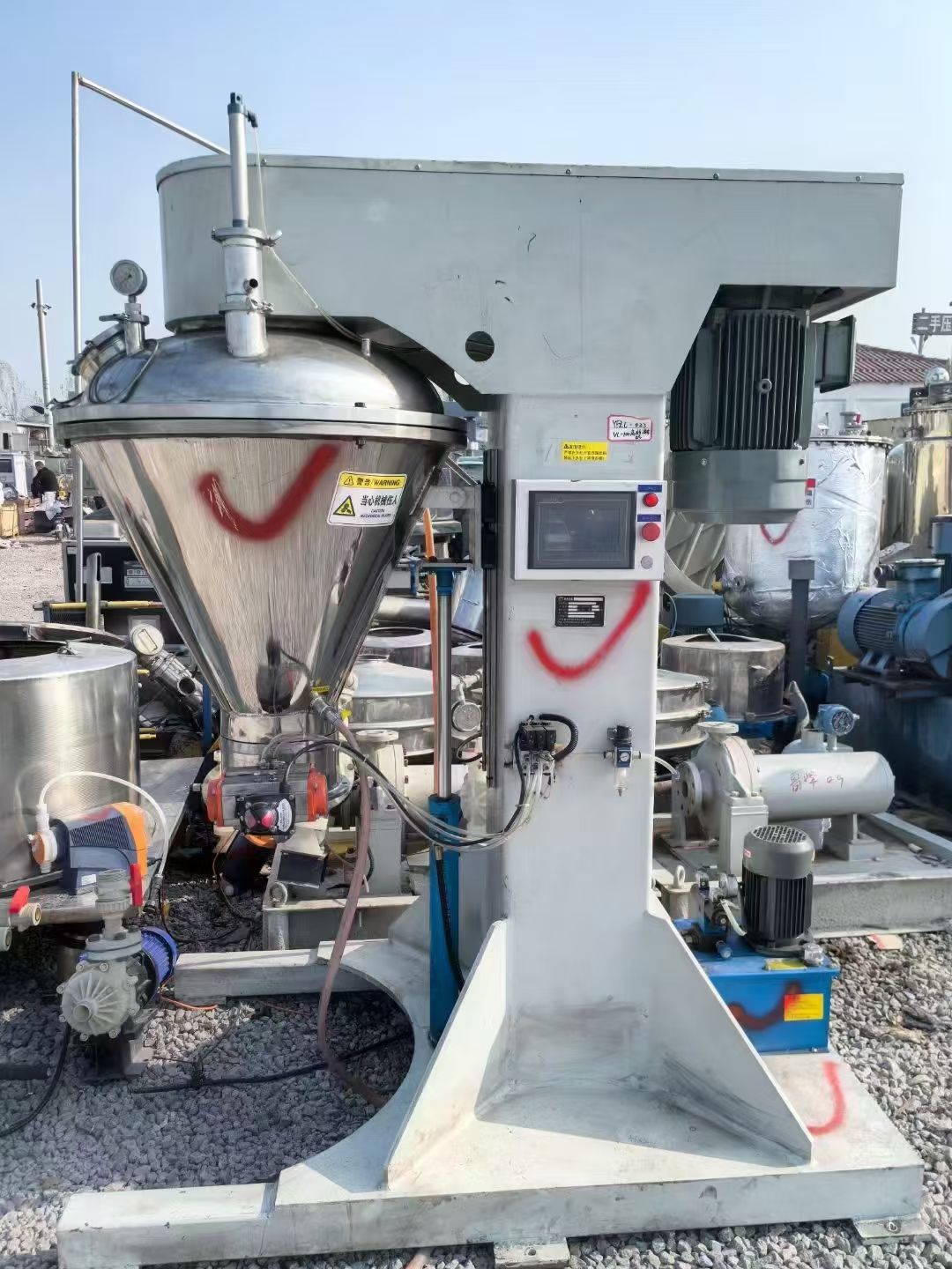 轉(zhuǎn)讓二手高效混合機(jī) 一臺(tái)容積100升VC高效混合機(jī)