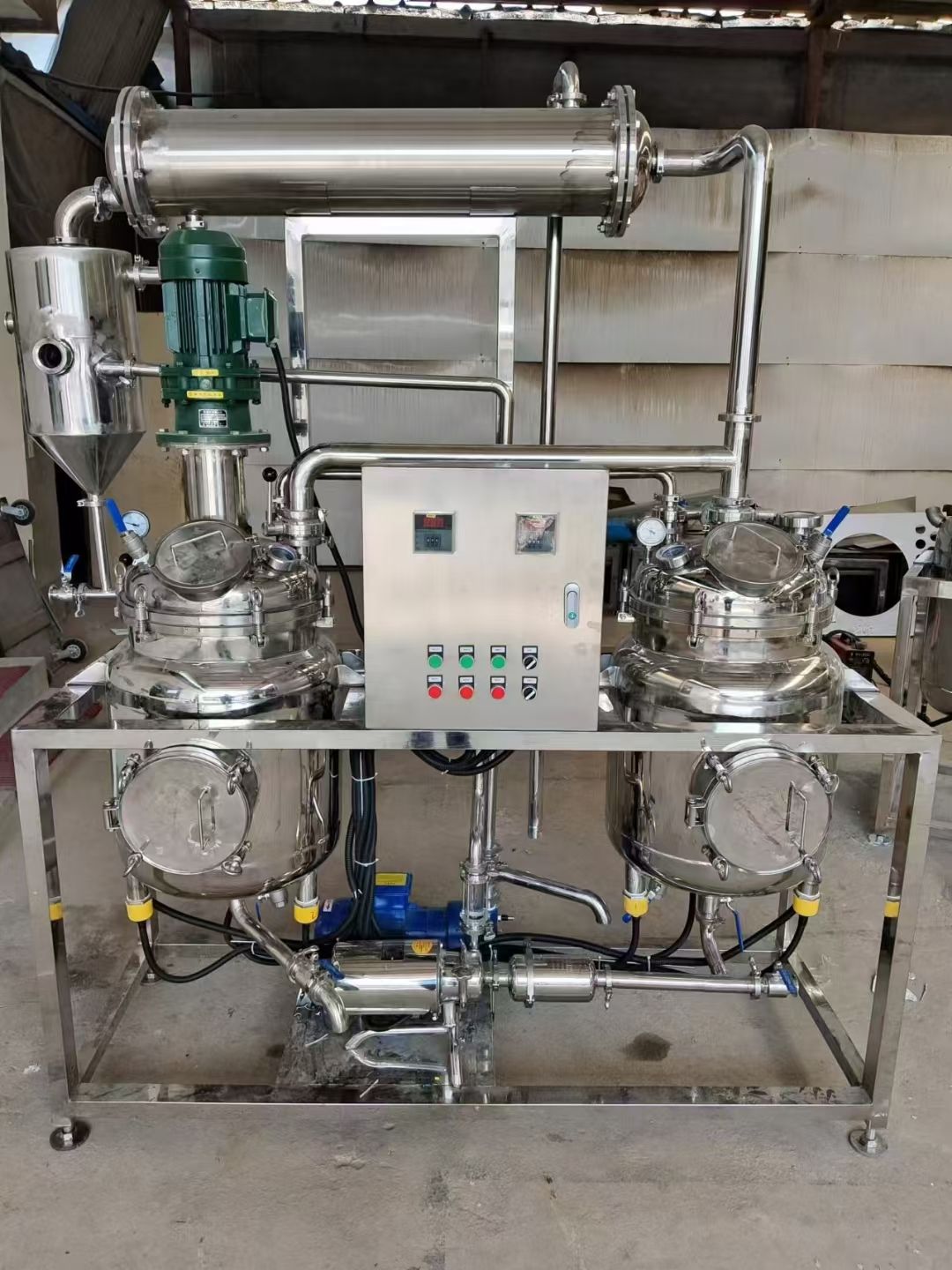 轉(zhuǎn)讓二手濃縮機(jī)組 容積20L-100L實(shí)驗(yàn)型多功能濃縮提取機(jī)組