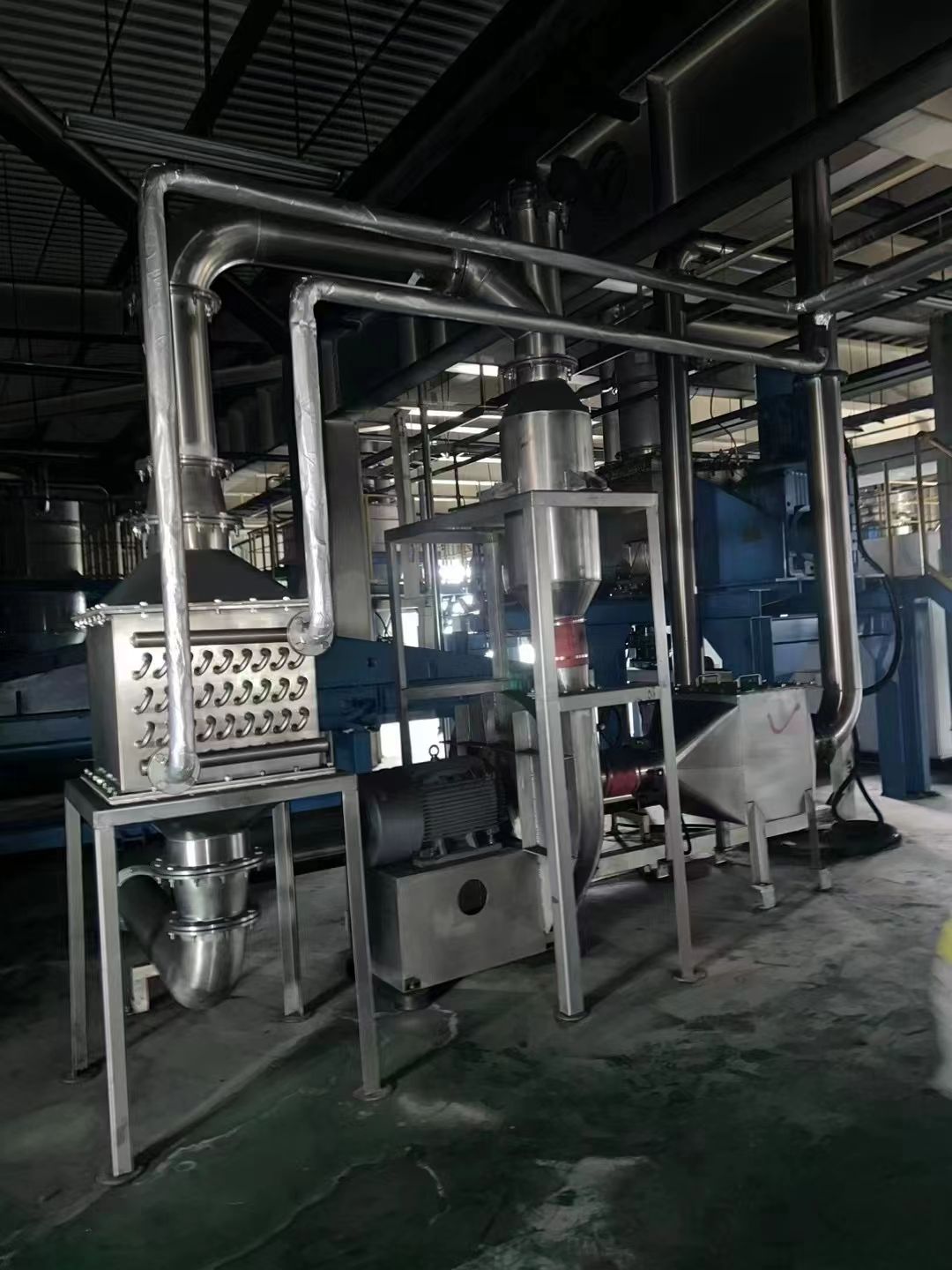 轉(zhuǎn)讓二手氣流粉碎機(jī) 兩套450型內(nèi)部陶瓷氣流粉碎機(jī)