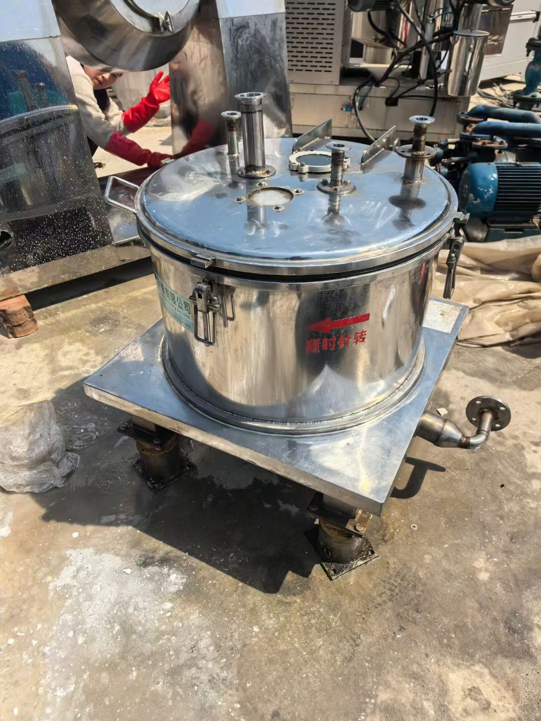 轉(zhuǎn)讓二手平板離心機(jī) 兩臺(tái)直徑450型賽德力產(chǎn)平板密閉離心機(jī)