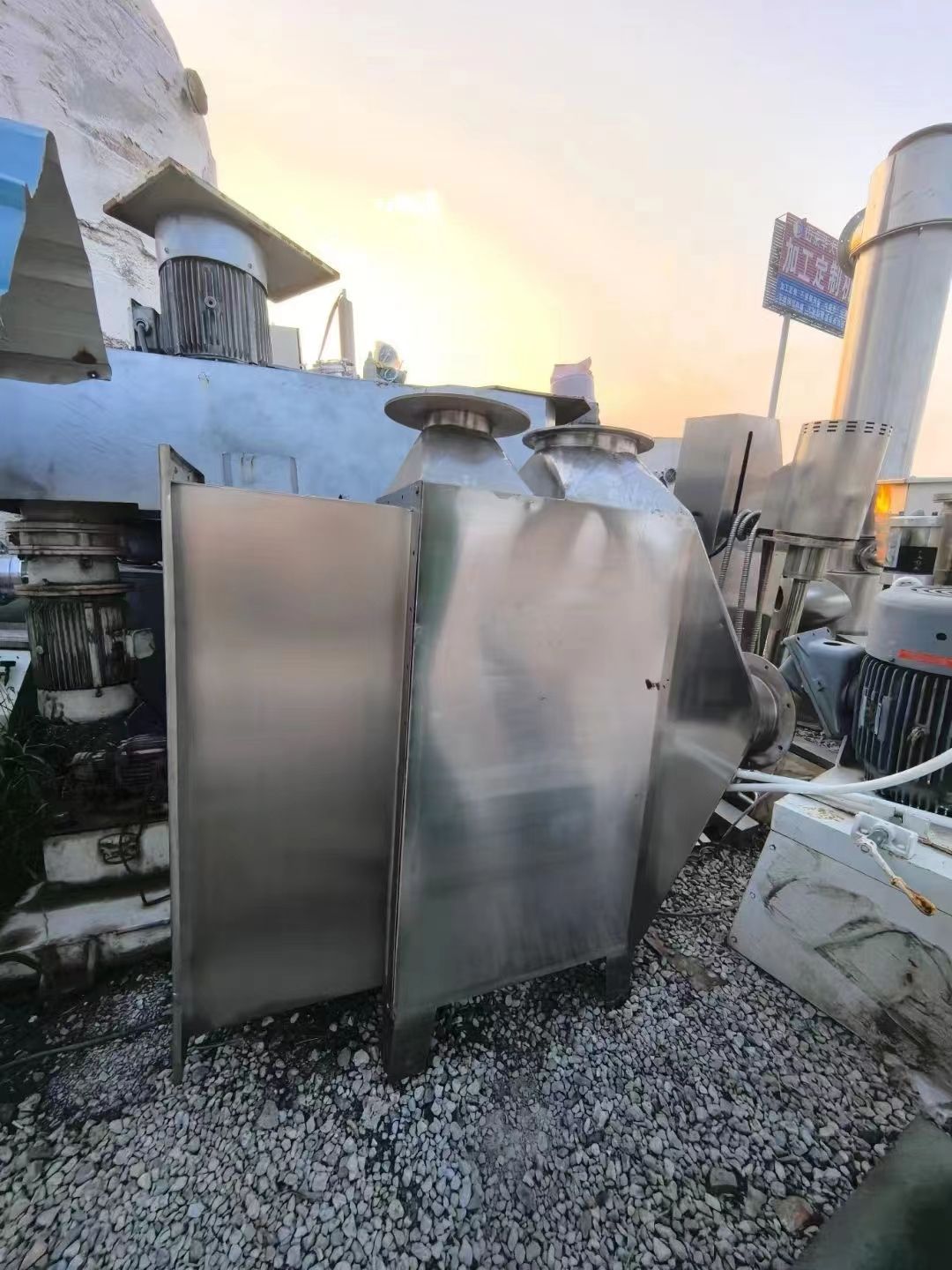 轉(zhuǎn)讓二手閃蒸干燥機(jī) 一套直徑30型全不銹鋼實(shí)驗(yàn)型閃蒸干燥機(jī)