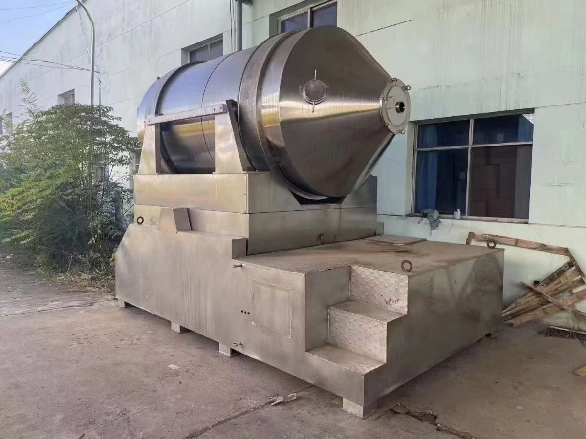 轉(zhuǎn)讓二手二維混合機 一臺容積10立方重型二維運動混合機