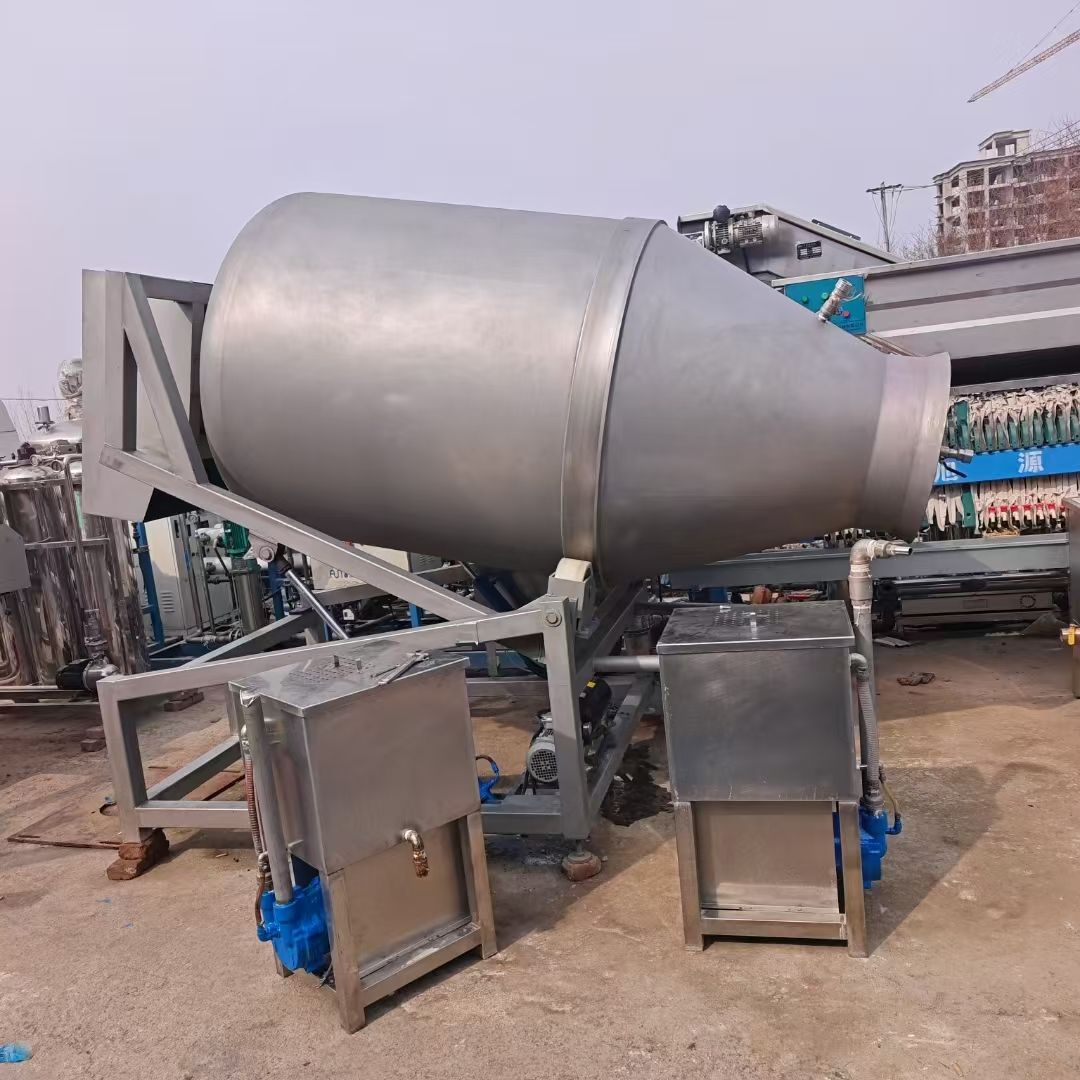 轉(zhuǎn)讓二手真空滾揉機(jī) 兩臺(tái)容積3500L液壓自動(dòng)上料真空滾揉機(jī)