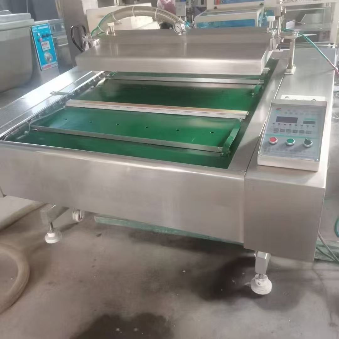 轉(zhuǎn)讓二手滾動包裝機 一臺1000型山東小康產(chǎn)滾動式真空包裝機