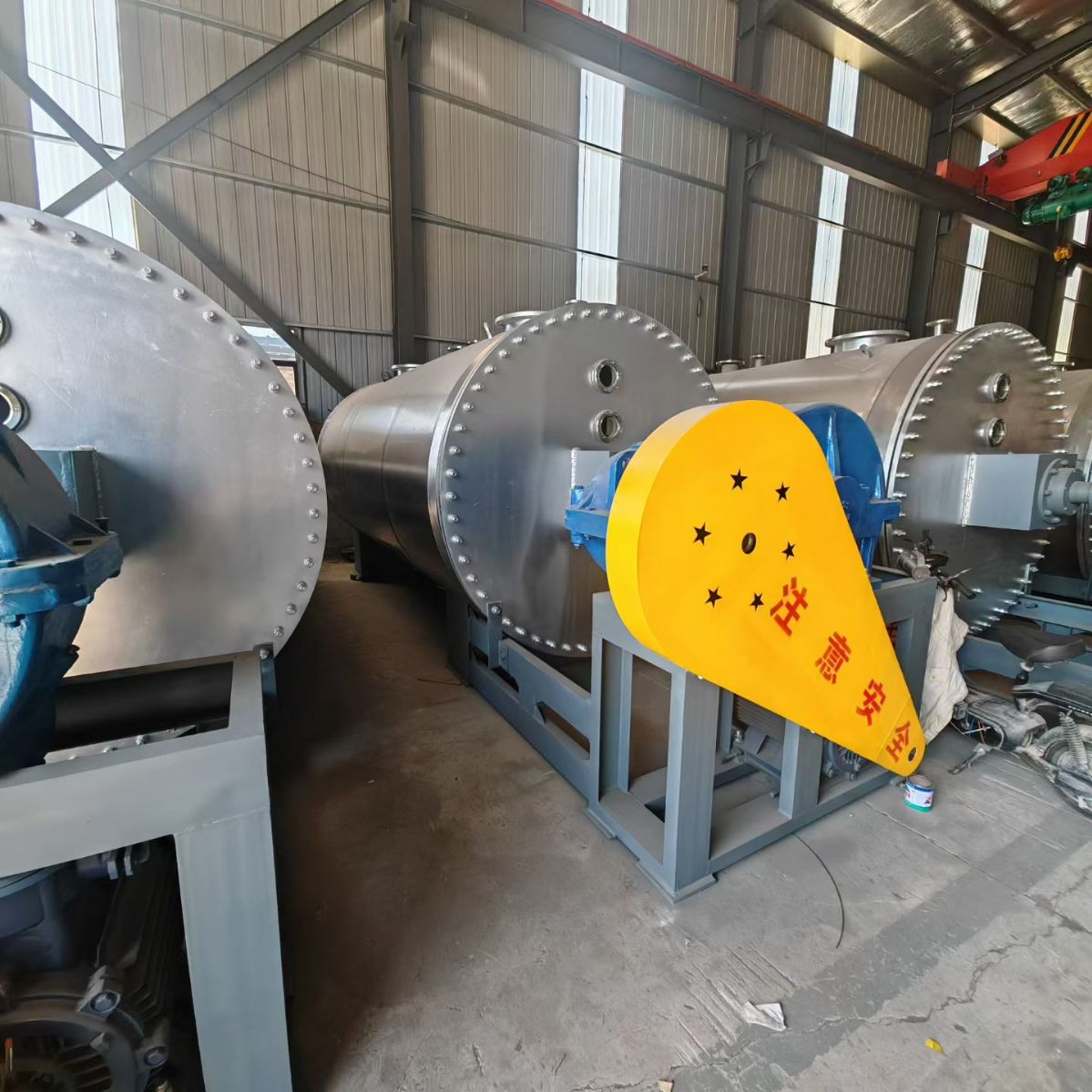 转让二手耙式干燥机 8台容积12立方重型耙齿真空耙式干燥机