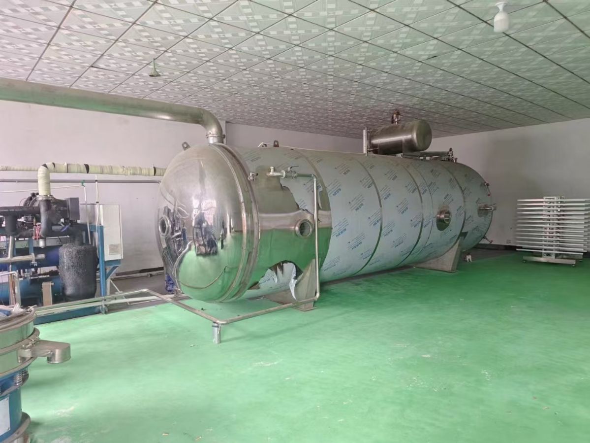 轉(zhuǎn)讓二手冷凍干燥機(jī) 一臺(tái)容積50平方食品級(jí)真空冷凍干燥機(jī)