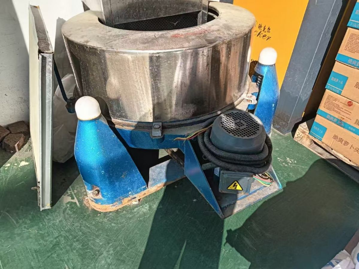 轉讓二手三足離心機 一臺直徑80型食品級三足脫水離心機