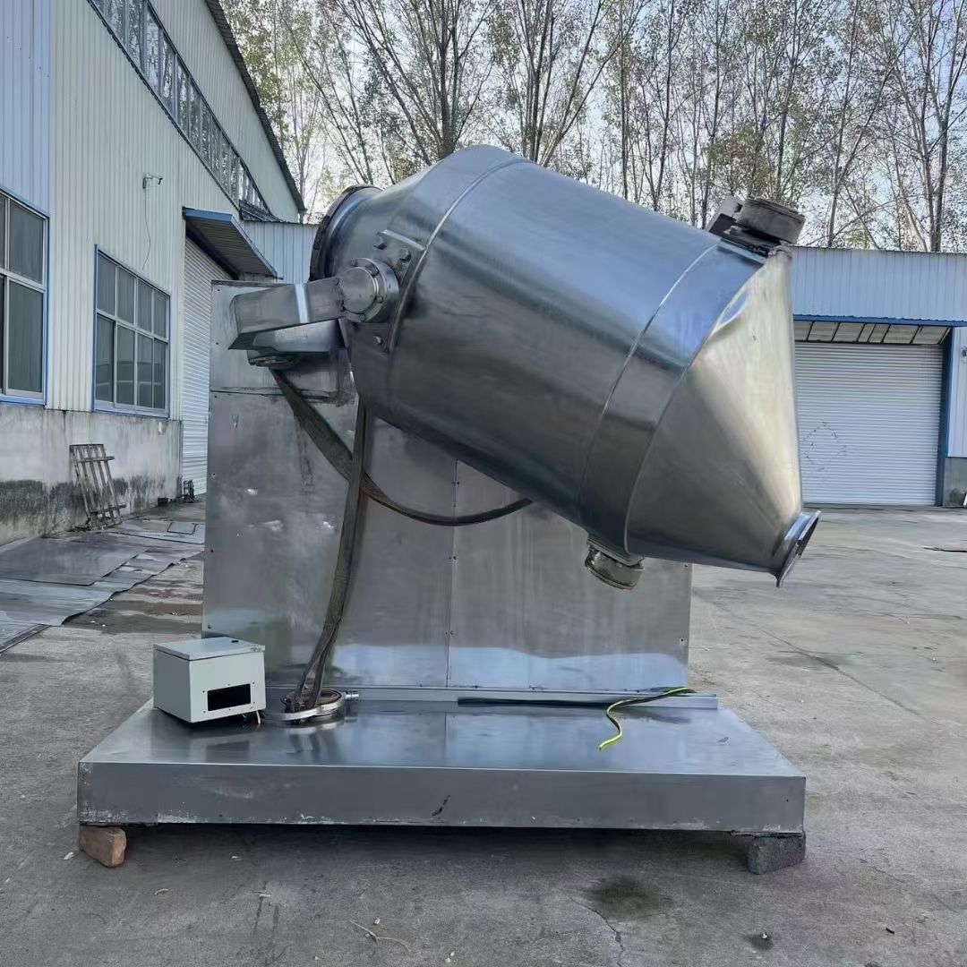 轉(zhuǎn)讓二手三維混合機(jī) 一臺(tái)容積1000L高效三維運(yùn)動(dòng)混合機(jī)