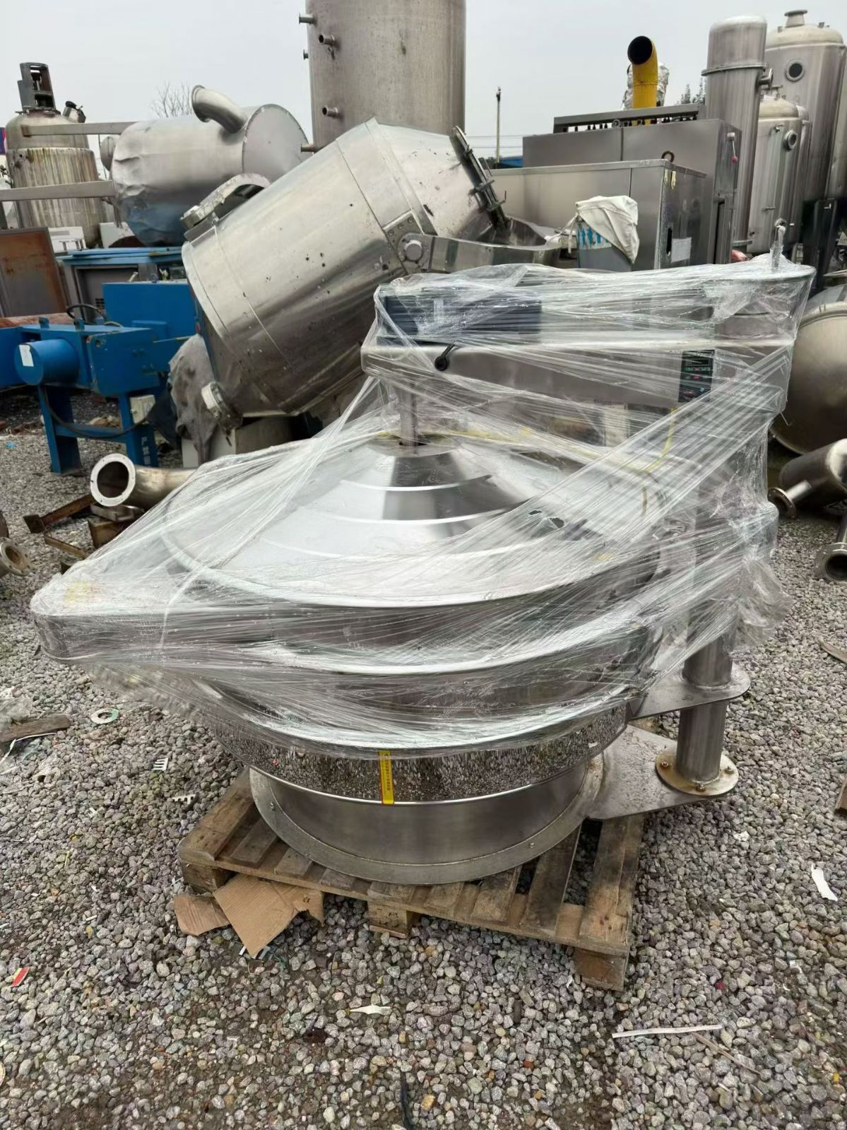 转让二手强制振动筛 一台直径1200型双层强制搅拌振动筛