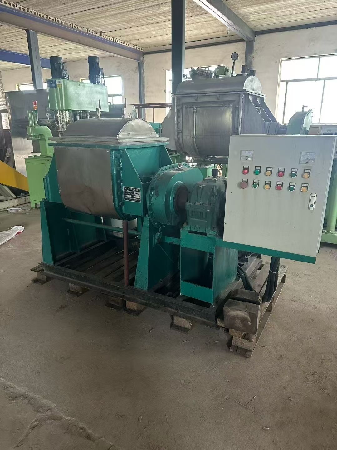 转让二手真空捏合机 一台容积100升如皋产液压翻缸翻盖真空捏合机