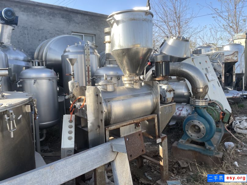 100L的不銹鋼螺帶混合機