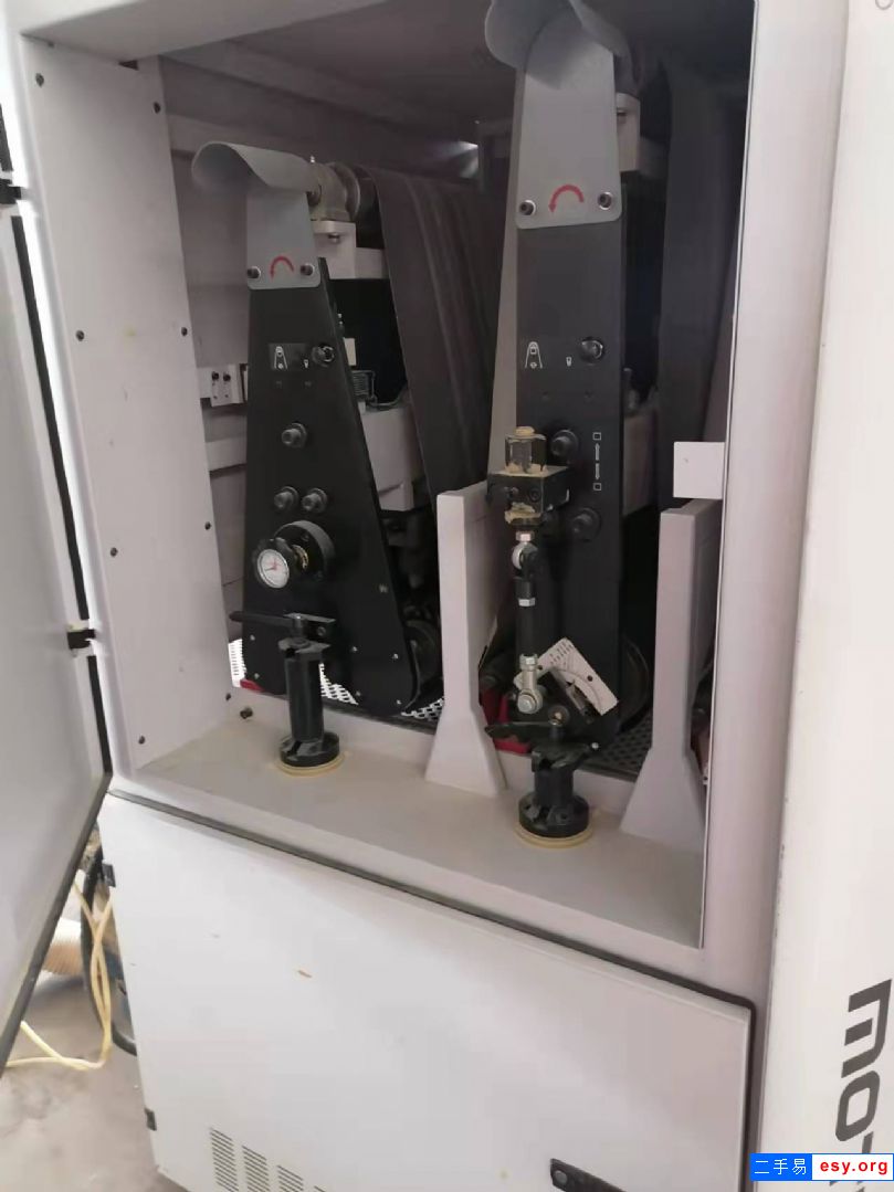 出售八成新二手木工機械設(shè)備威特動力700定尺砂光機木工砂光機