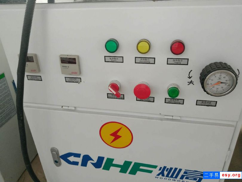 出售八成新二手木工機械設(shè)備燦高高頻釘角機木工釘角機