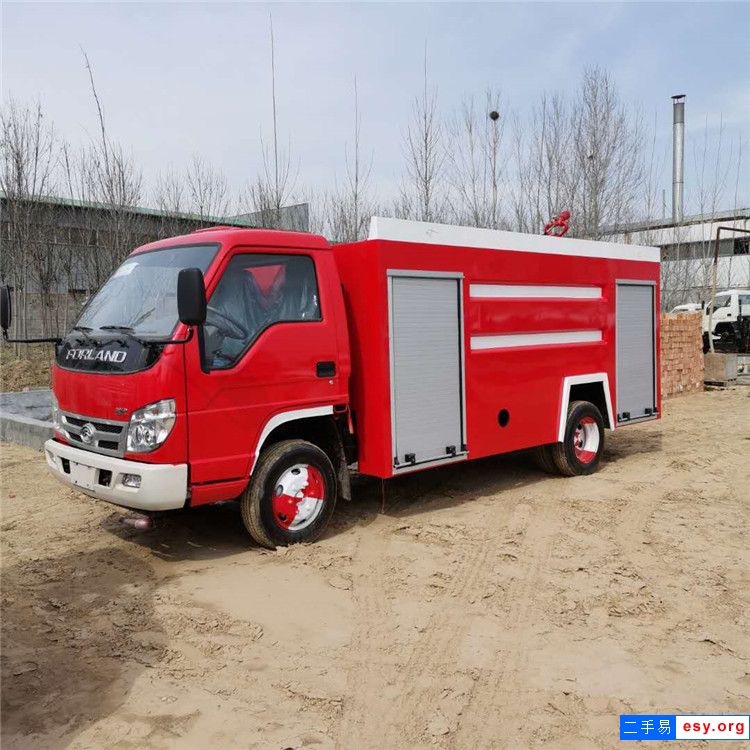 大型二手消防車 5噸水罐消防車