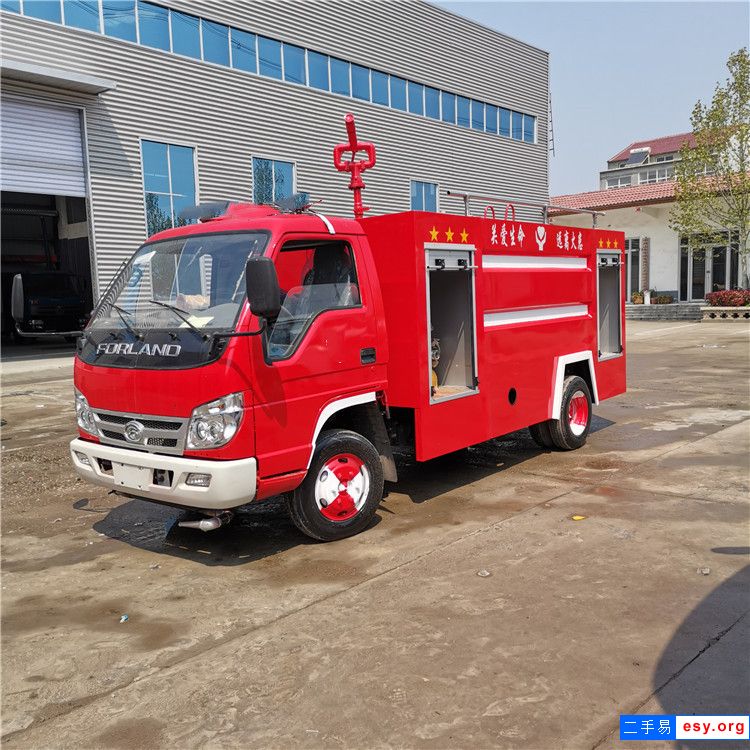 5噸消防車 廠區(qū)水罐消防車 多功能灑水消防車
