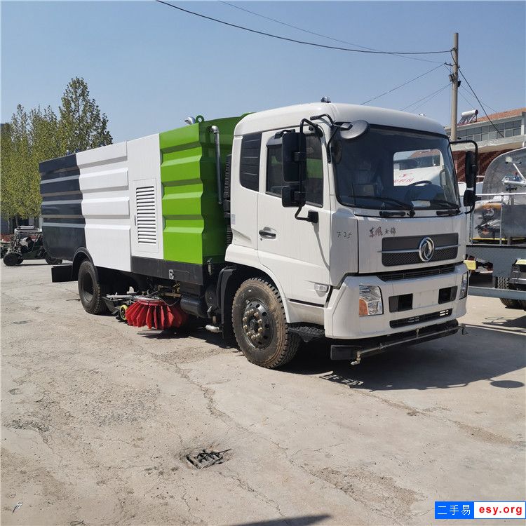 帶手續(xù)二手掃路車(chē) 洗掃車(chē) 吸塵車(chē)