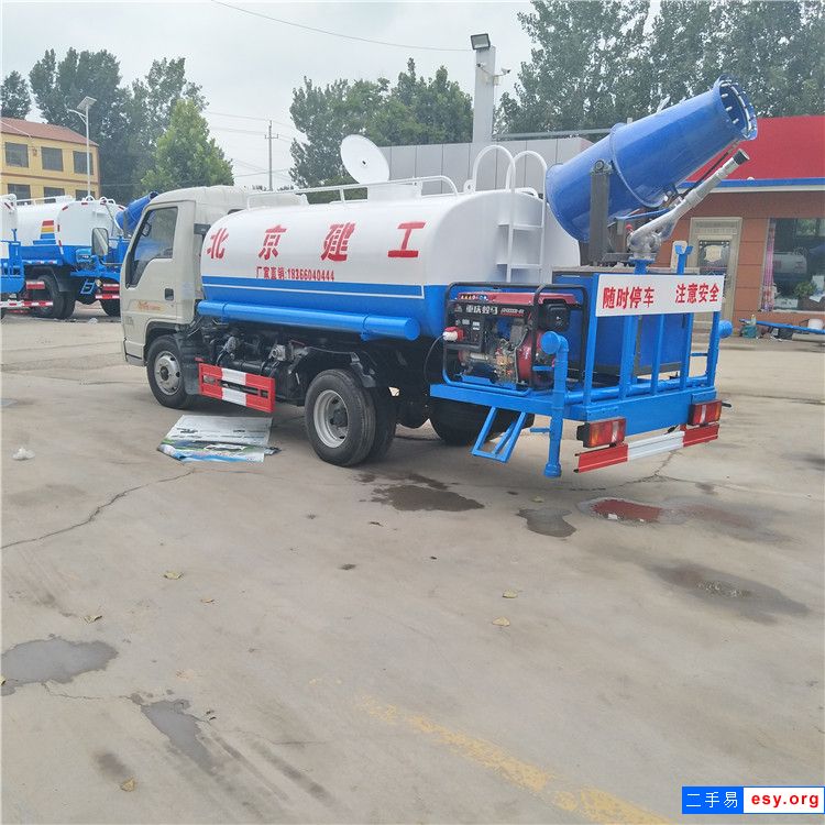 藍牌二手抑塵車 多功能灑水車