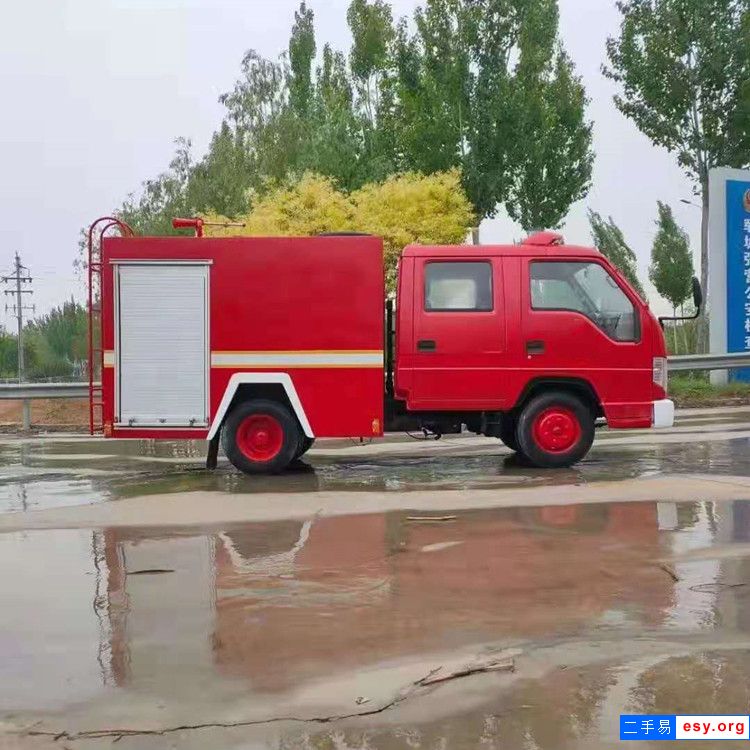 轉(zhuǎn)讓二手消防車 大型滅火車
