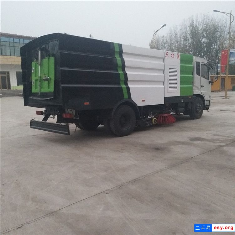 轉(zhuǎn)讓二手掃路車 煤礦吸塵車 工業(yè)吸塵車