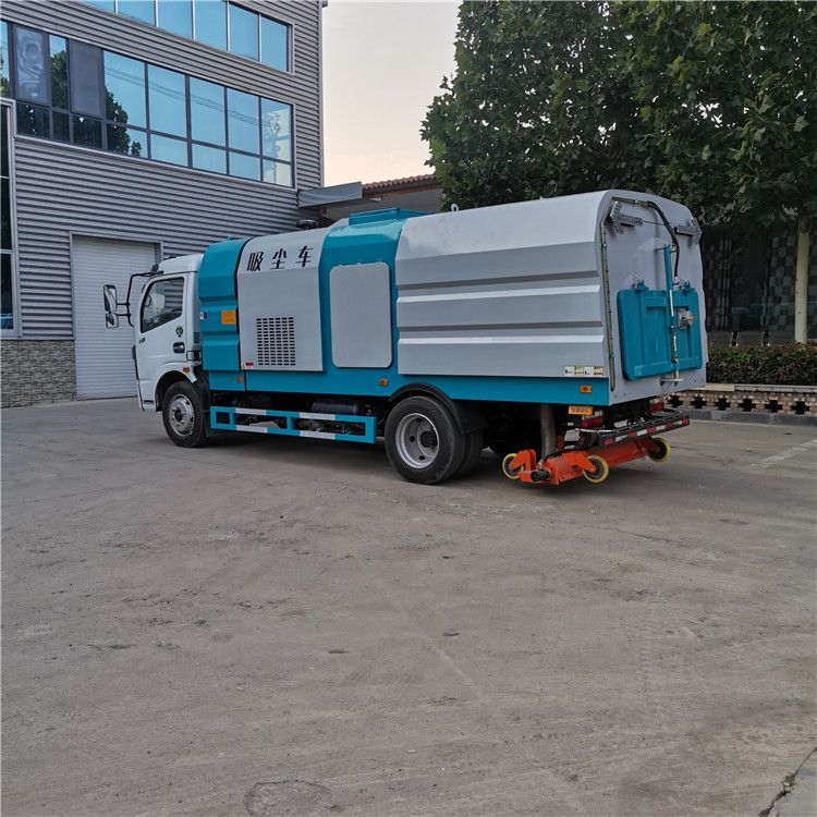 轉(zhuǎn)讓二手掃路車 廠區(qū)吸塵路面清掃車