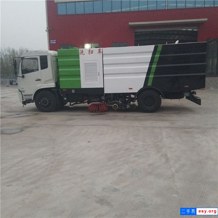 帶手續(xù)東風(fēng)二手掃路車 吸塵車