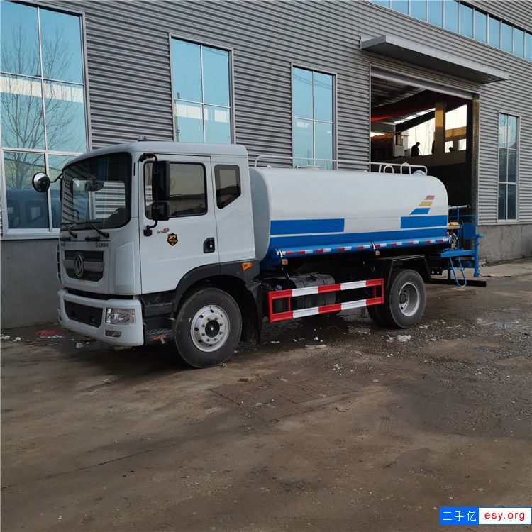 城市路面沖洗車 廠區(qū)消防灑水車