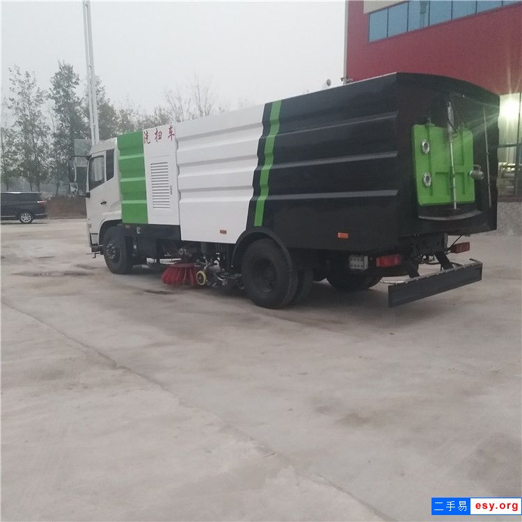 8噸二手掃路車 東風(fēng)洗掃車 帶手續(xù)吸塵車