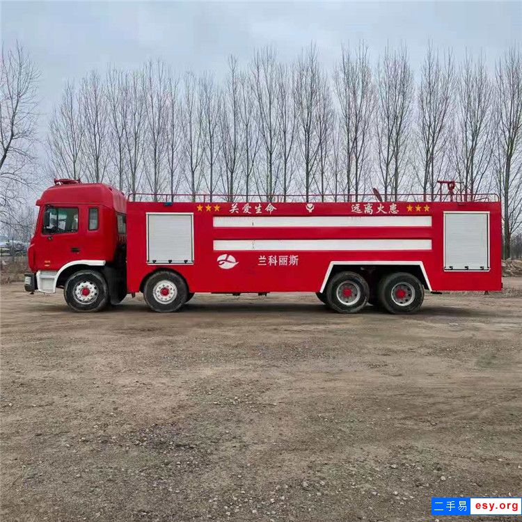 正規(guī)退役二手消防車(chē) 8成新車(chē)況
