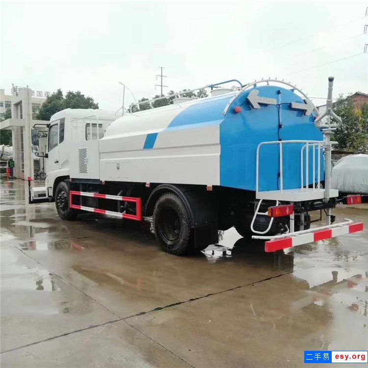 5噸二手灑水車 綠化降塵車 多功能環(huán)衛(wèi)灑水車