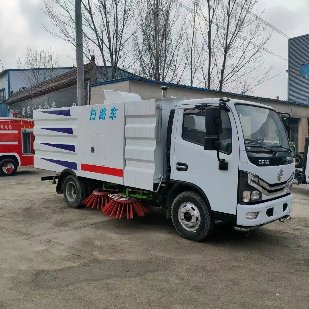 東風掃路車 12噸掃路車