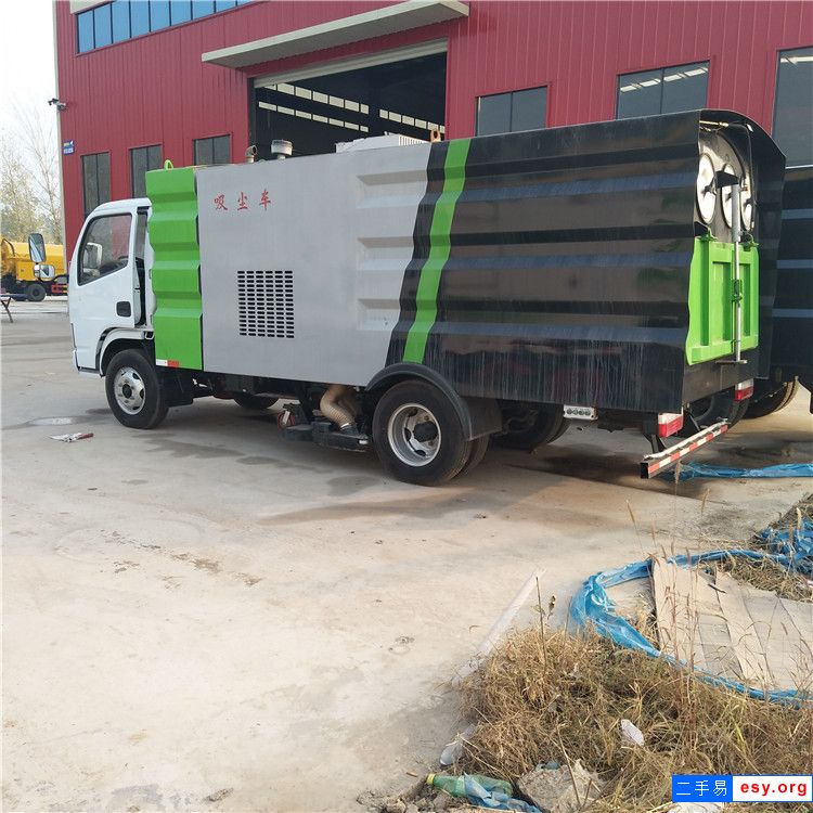 帶手續(xù)東風(fēng)二手掃路車 吸塵車