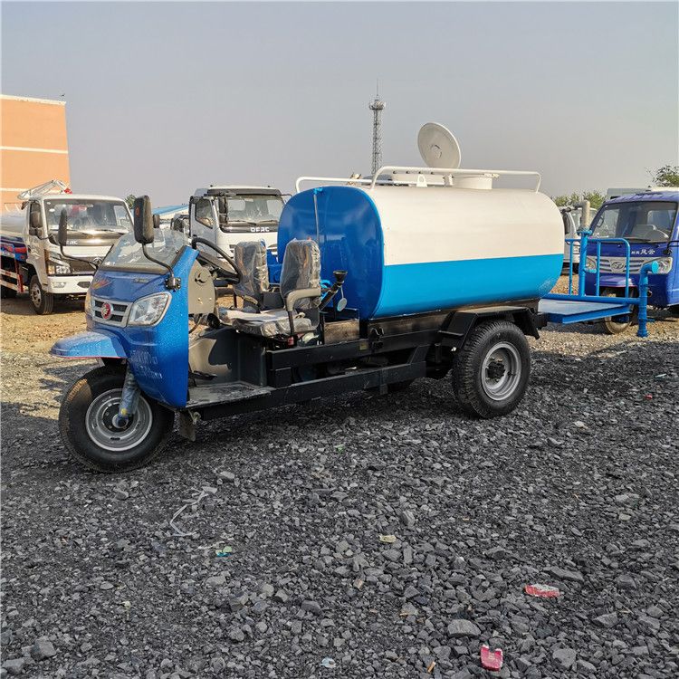 現(xiàn)車出售灑水車 環(huán)衛(wèi)灑水車