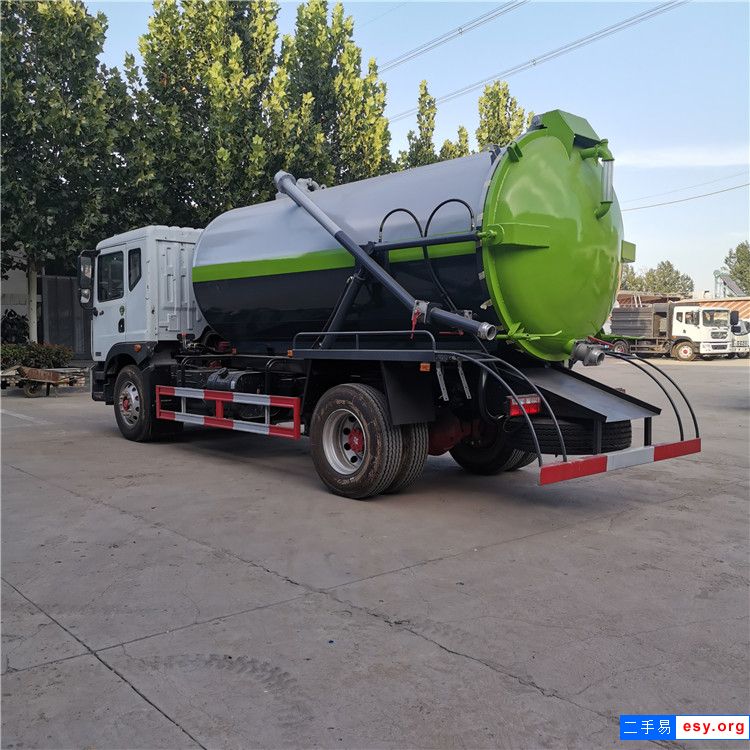 現(xiàn)車出售二手吸污車 真空吸污車
