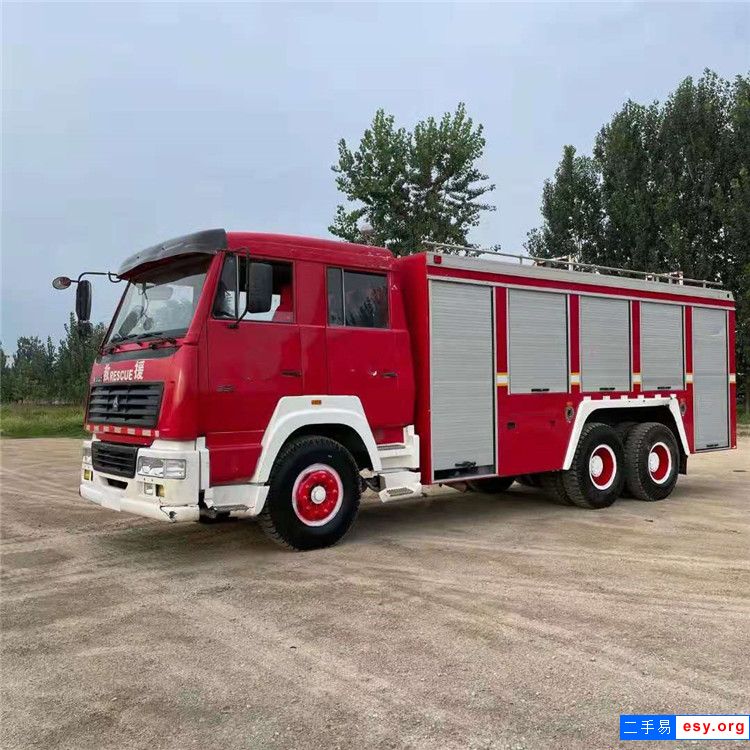 20噸二手消防車 大型救援車 正規(guī)滅火車