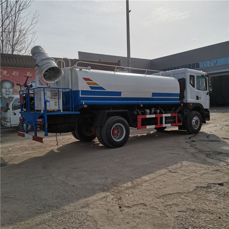 轉讓大型水罐車 市政環(huán)衛(wèi)灑水車
