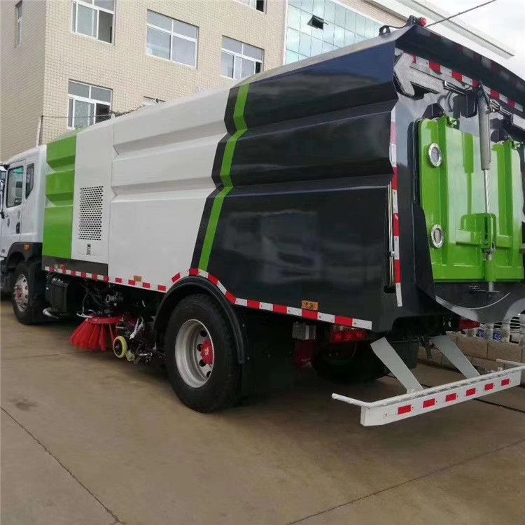 轉(zhuǎn)讓二手掃路車(chē) 東風(fēng)掃路車(chē)工廠吸塵車(chē)