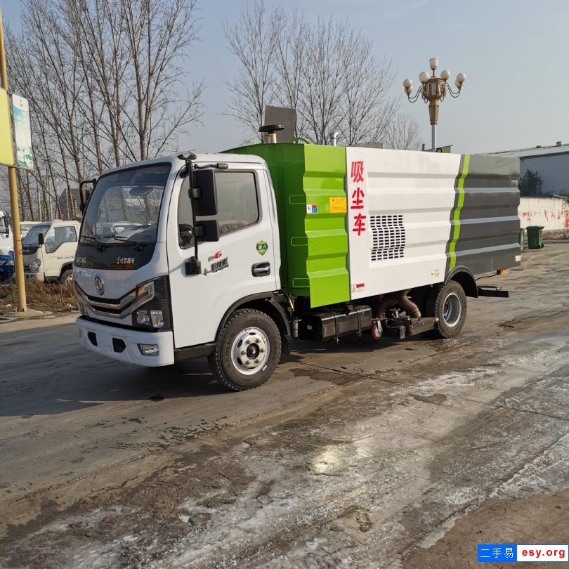 廠區(qū)吸塵清掃車 多功能掃路車 二手掃路車