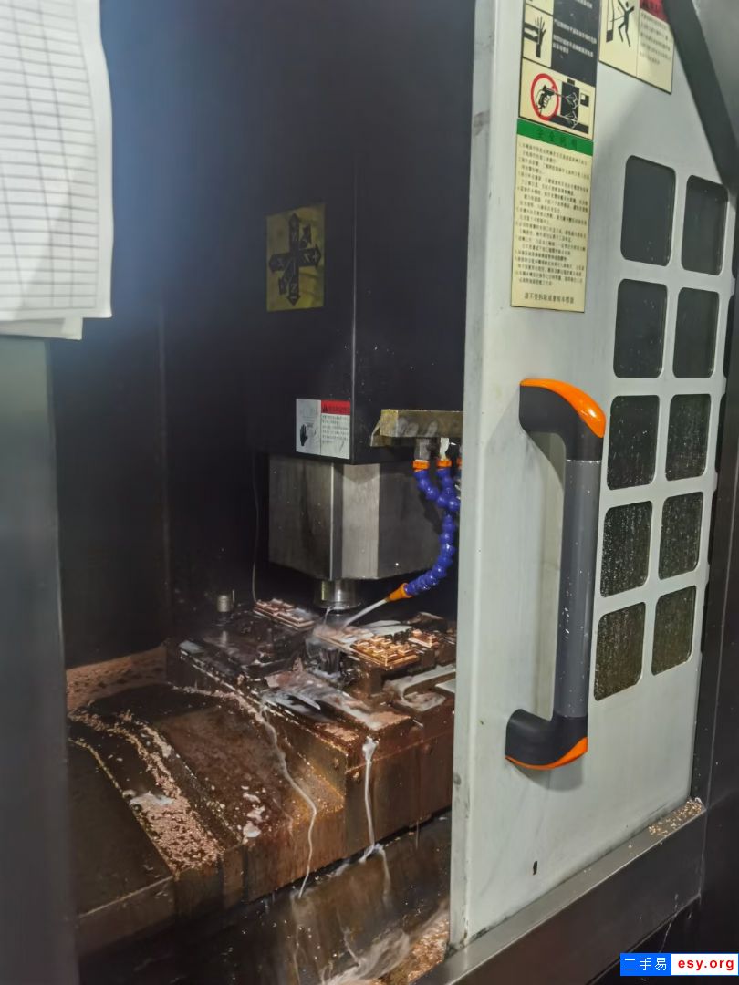 工廠在位650雕銑機、上士650、佳鐵600C、聯(lián)邦650、都是鑼銅公
