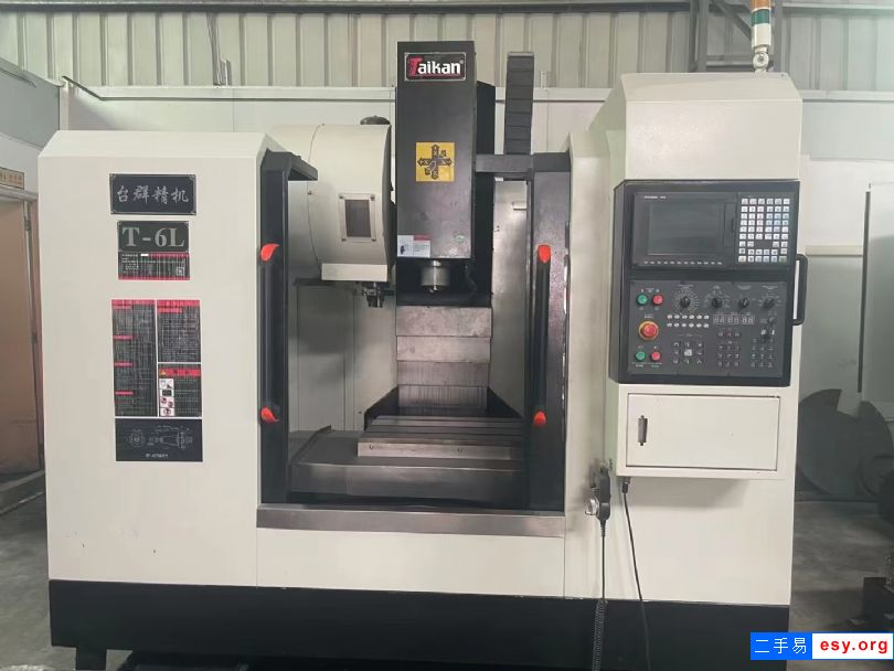 3萬多泰勝650精雕機，寶元系統(tǒng)，重型床身，ER25主軸5.5千瓦24